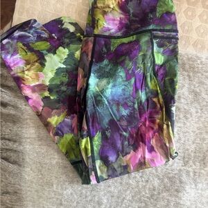 Floral Watercolor Workout Leggings in Purple & Green